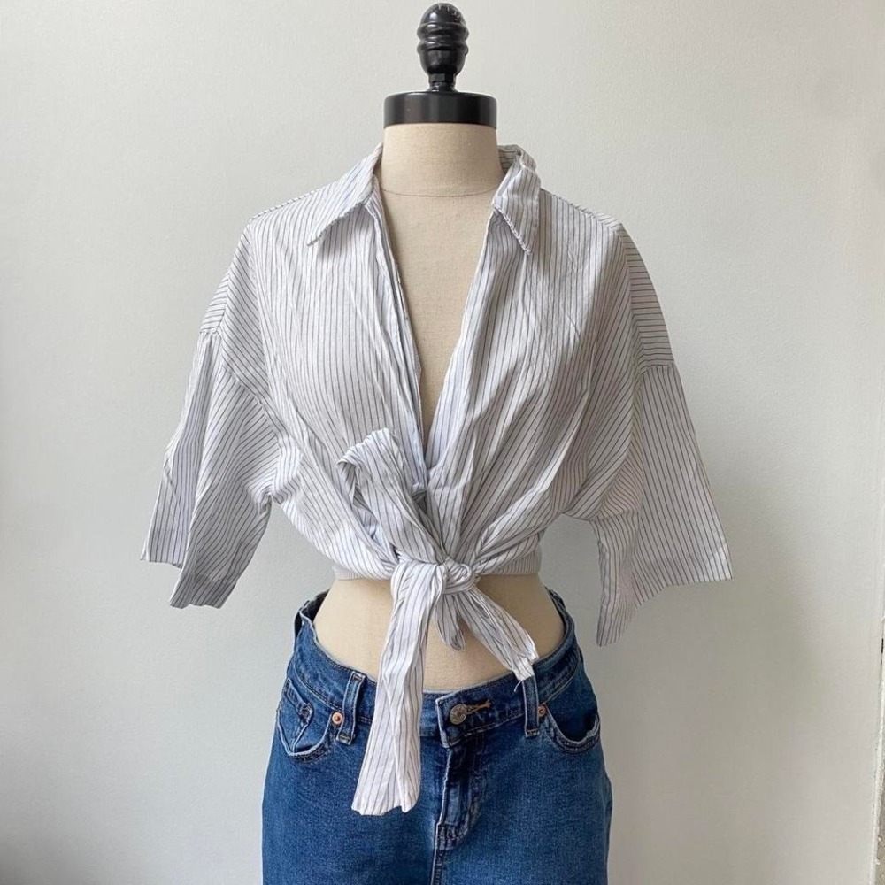 HYFVE White and Black Striped Button up Shirt with Tie Detail Size Small 1219